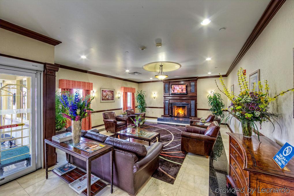 Holiday Inn Columbus North I-270 Worthington Экстерьер фото