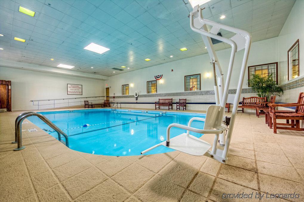 Holiday Inn Columbus North I-270 Worthington Экстерьер фото