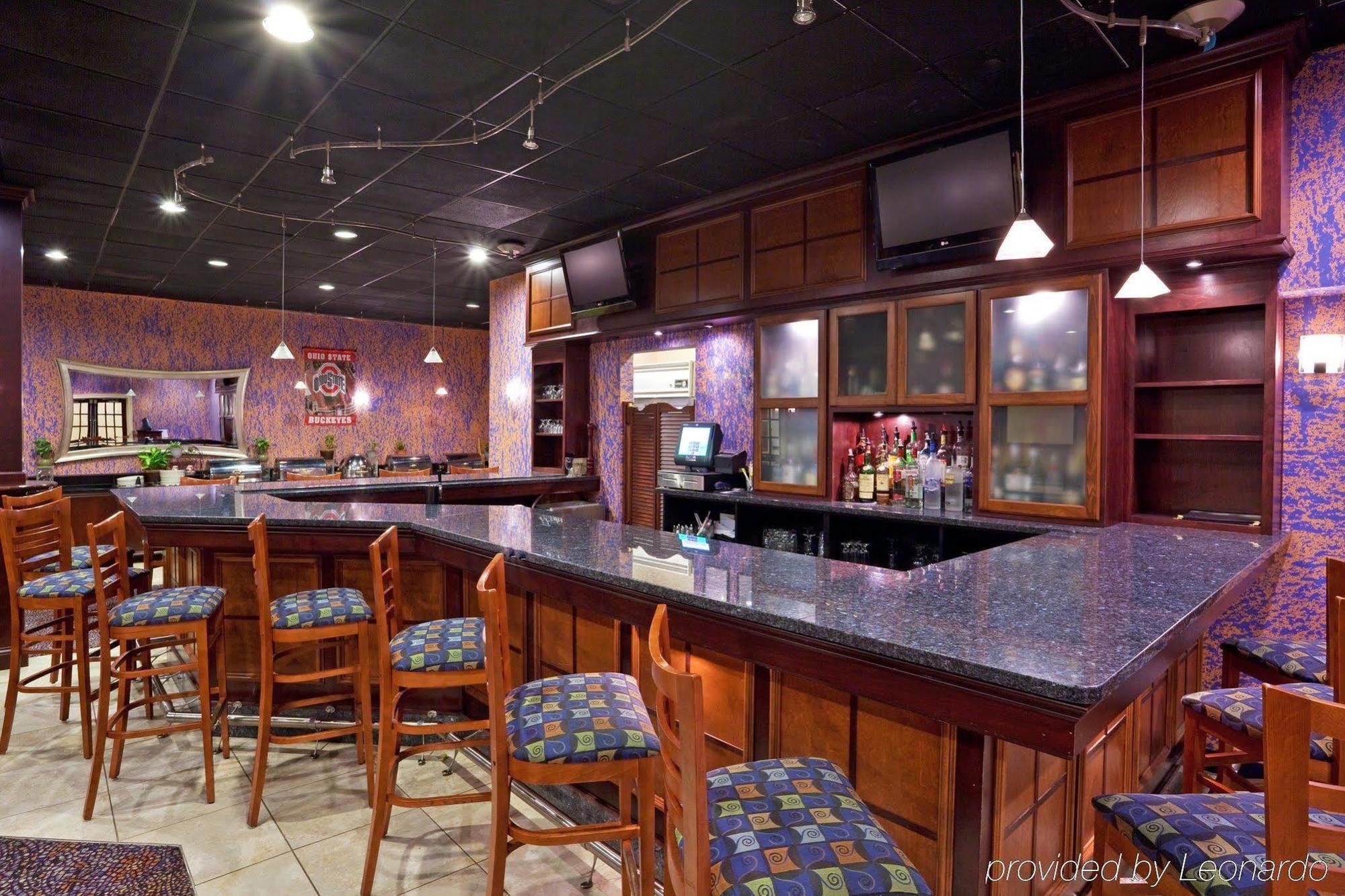 Holiday Inn Columbus North I-270 Worthington Экстерьер фото