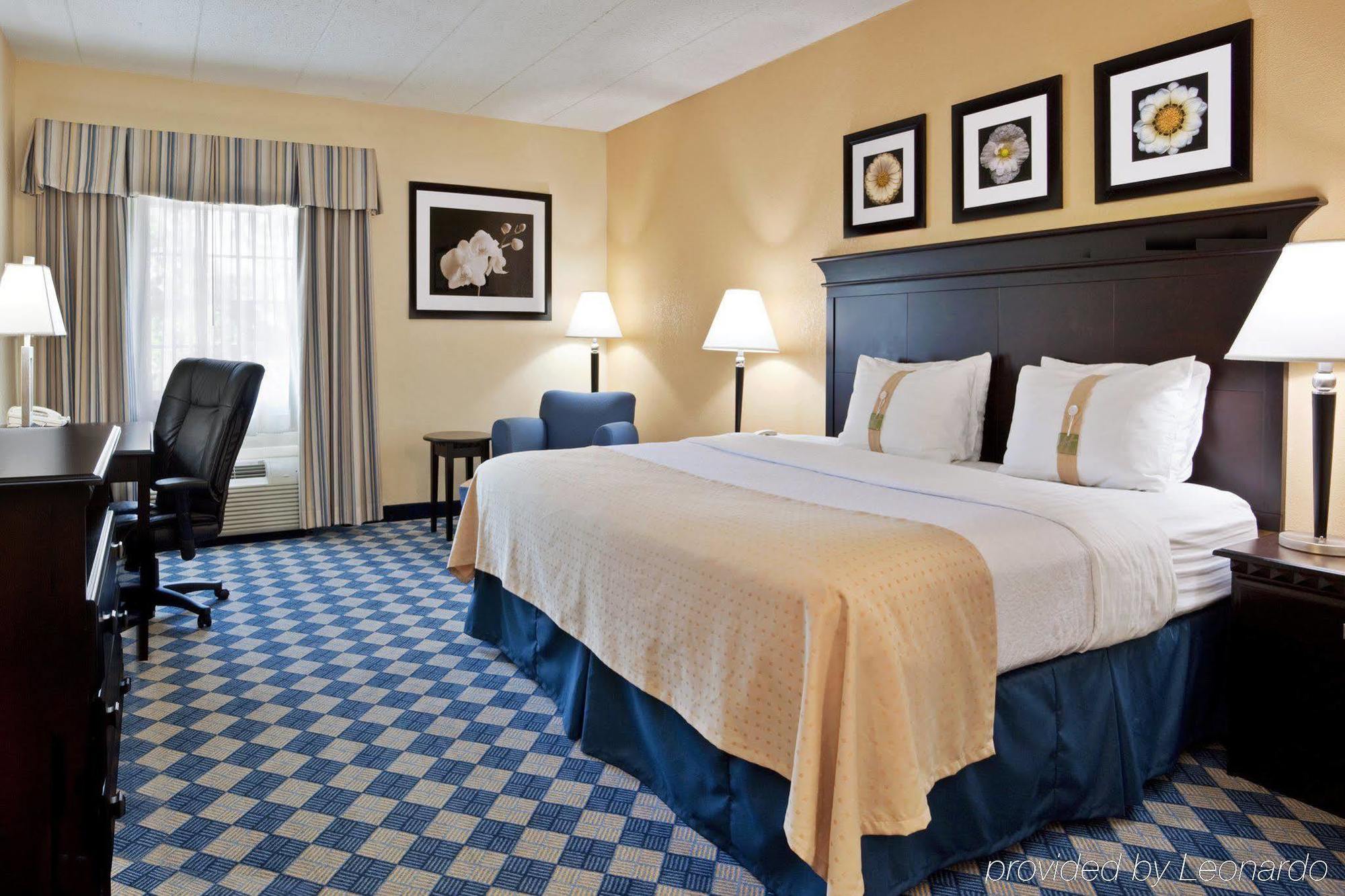 Holiday Inn Columbus North I-270 Worthington Экстерьер фото